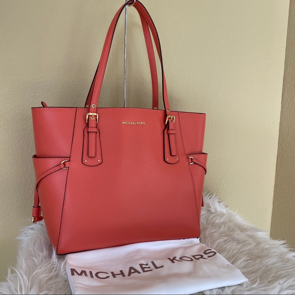 Michael Kors voyager EW large shoulder tote